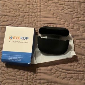 Silicone air pods case